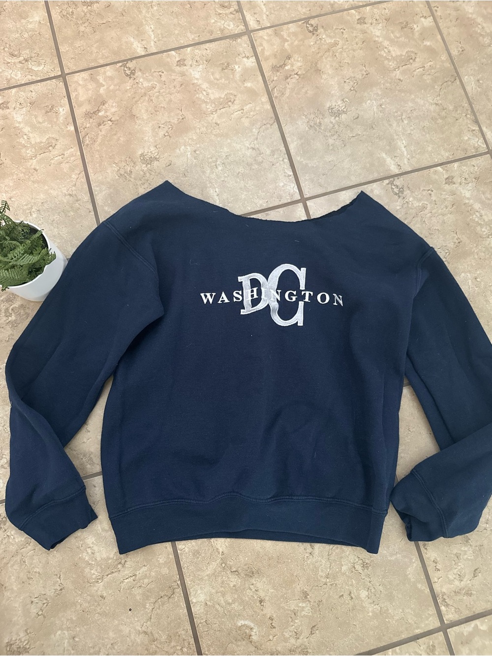 WASHINGTON DC OFF SHOULDER SWEATER
